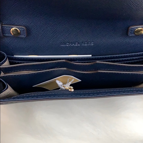 Nwt Michael Kors bag - Picture 5 of 8